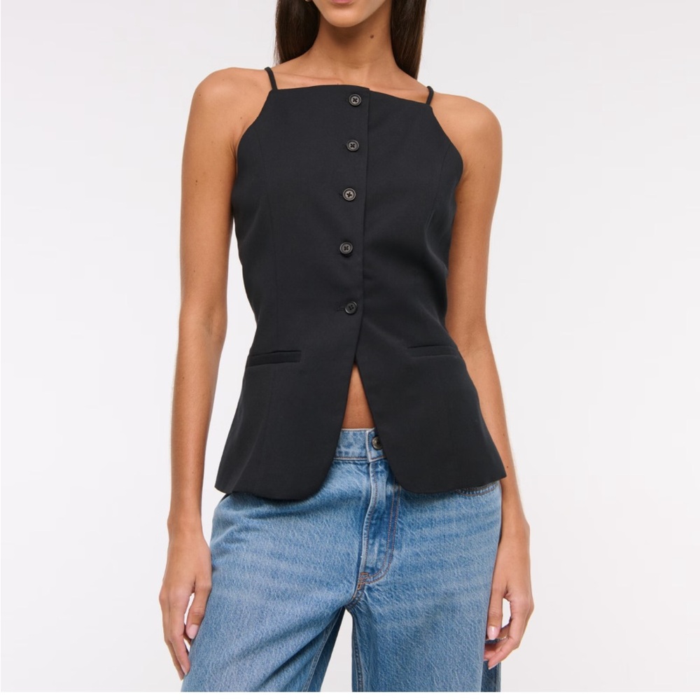 NWT Abercrombie high neck suit vest